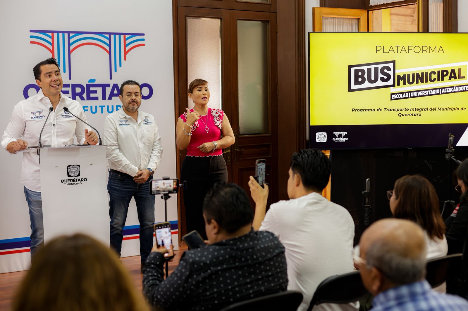 En este momento estás viendo Presenta Felifer plataforma Bus Municipal