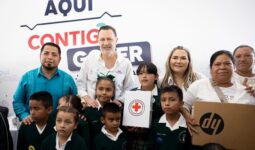 Fortalece Gobernador transporte escolar en Arroyo Seco