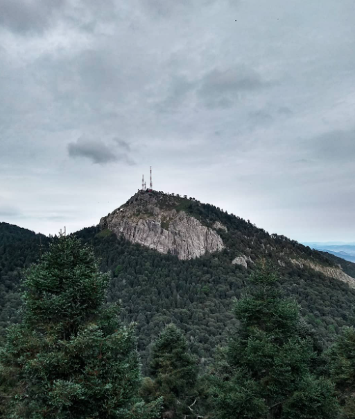 En este momento estás viendo Los cerros del semidesierto, puntos de devoción