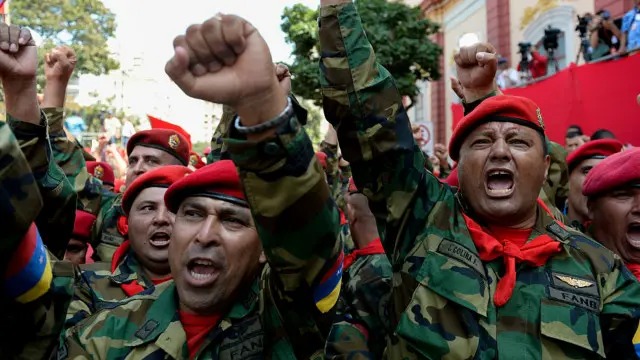 En este momento estás viendo Venezuela anuncia operación antidrogas y E.U. acusa a Maduro de traficante