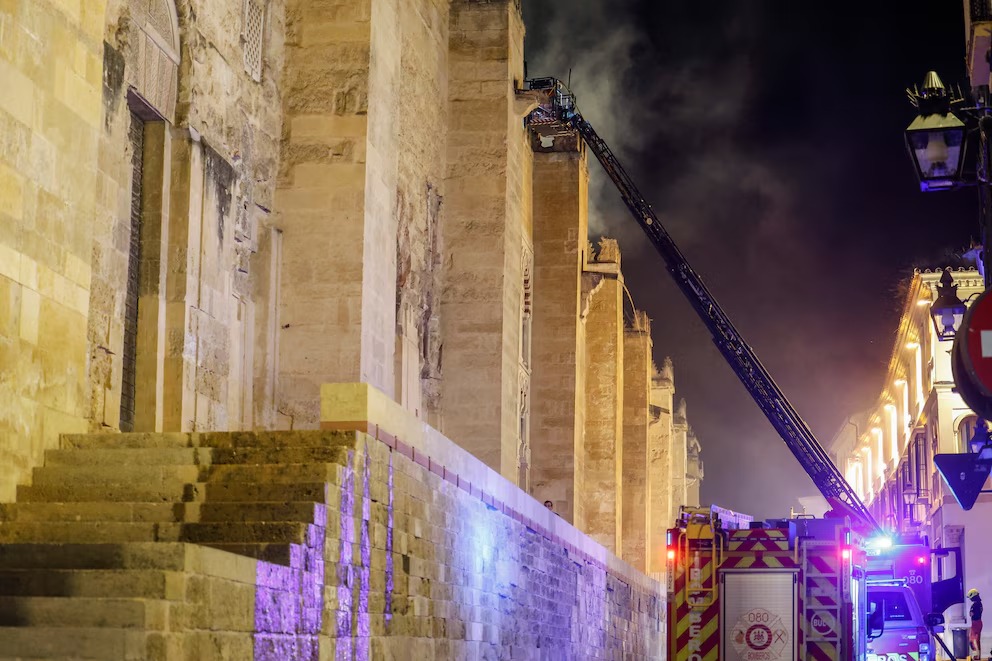 En este momento estás viendo Incendio en la Mezquita-Catedral de Córdoba, España.