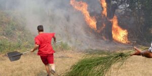 El fin del calor y la lluvia, se unen para apagar el fuego en España