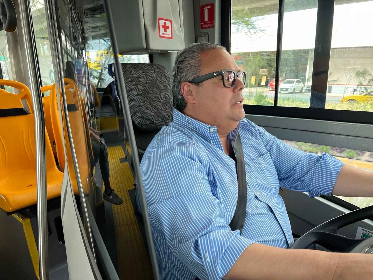 En este momento estás viendo Voy Contigo, una estrategia para acercarse a usuarios de Qrobus.