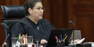 La ministra Lenia Batres deja 36 asuntos pendientes de resolver en la corte.