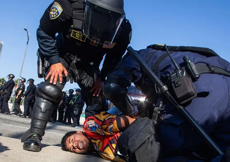 En este momento estás viendo Estados Unidos presume 300 mil indocumentados arrestados desde enero.
