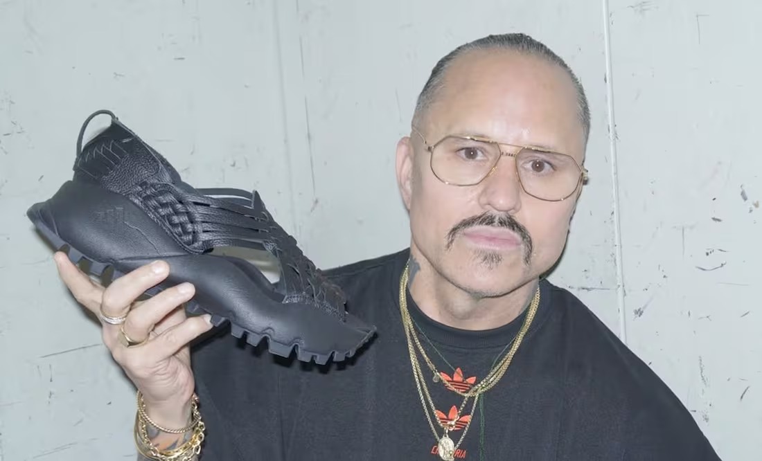 En este momento estás viendo Willy Chavarría se disculpa con la comunidad Yalalag por polémica con los huaraches.