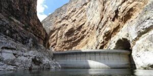 Colonias sin Agua en El Marqués, Qro., por desfogue de la presa Zimapán
