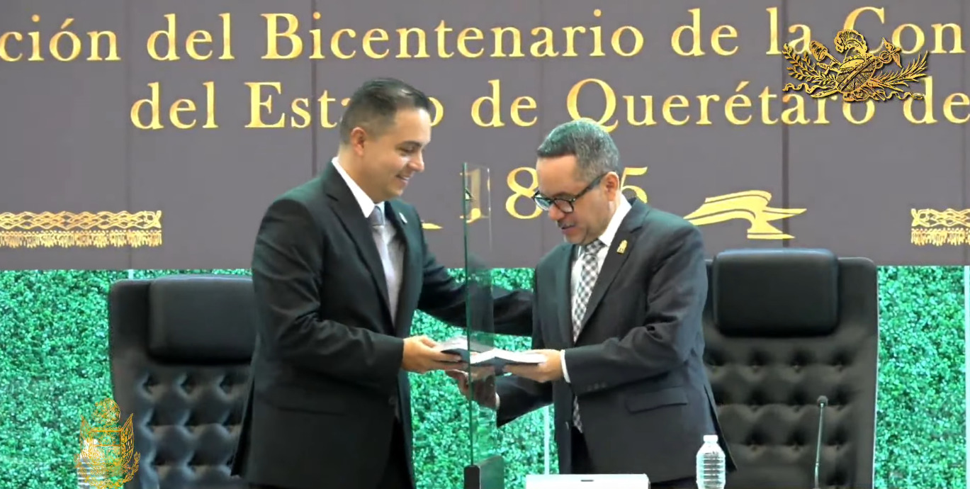 En este momento estás viendo La crítica con respeto también permite avanzar: Eric Gudiño entregó el informe de gobierno ante los diputados