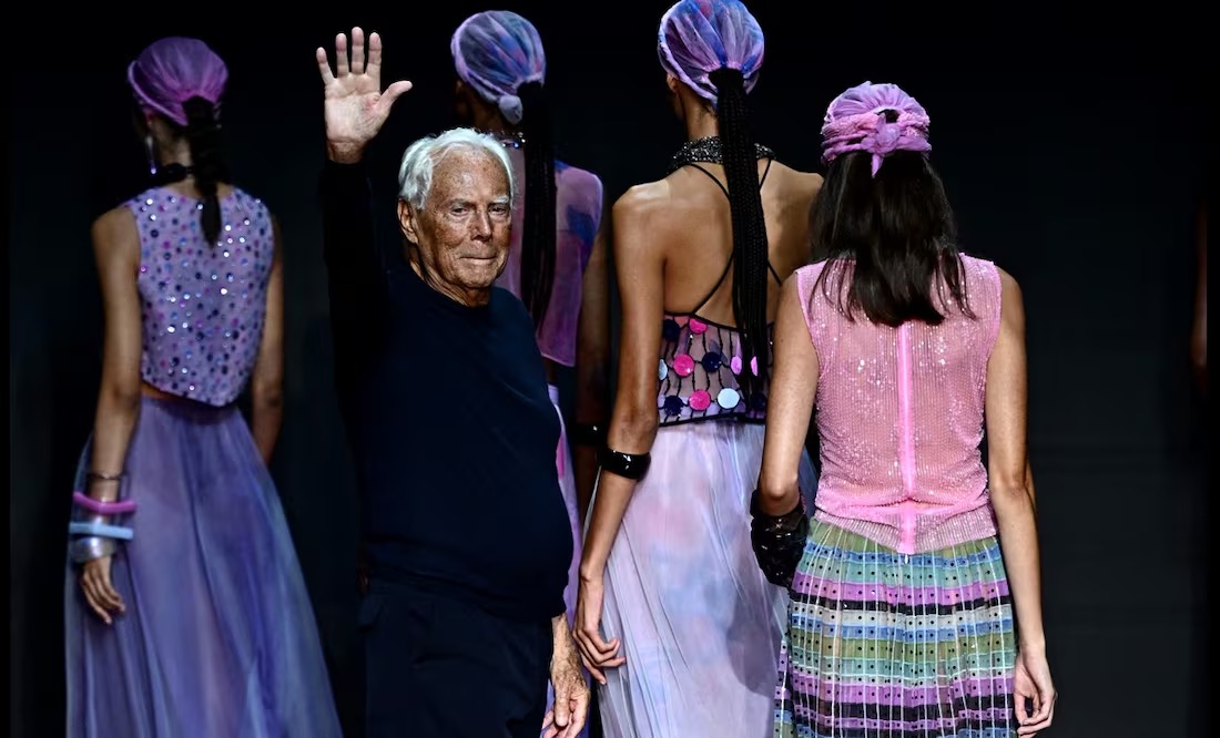 En este momento estás viendo Fallece Giorgio Armani, icónico representante de la moda italiana.