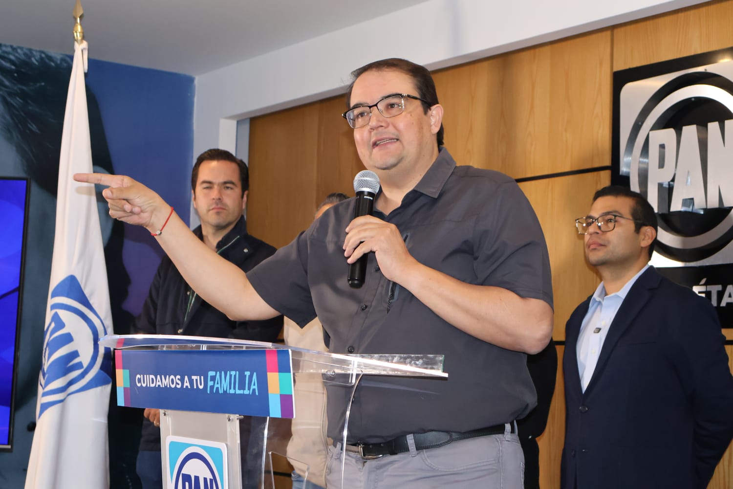 En este momento estás viendo PAN desconoce a Mesa Directiva electa por la 4T y anuncia acciones legales