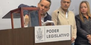 Aplaza Congreso elección de mesa directiva por 14 días