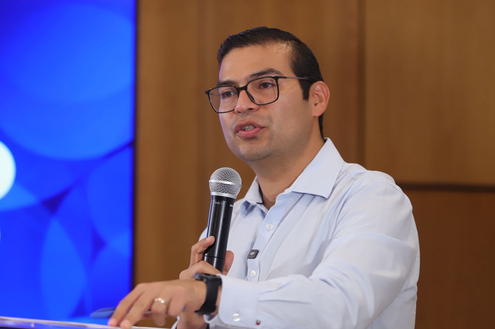 En este momento estás viendo PAN podría postular a una mujer para la gubernatura de Querétaro: Martín Arango