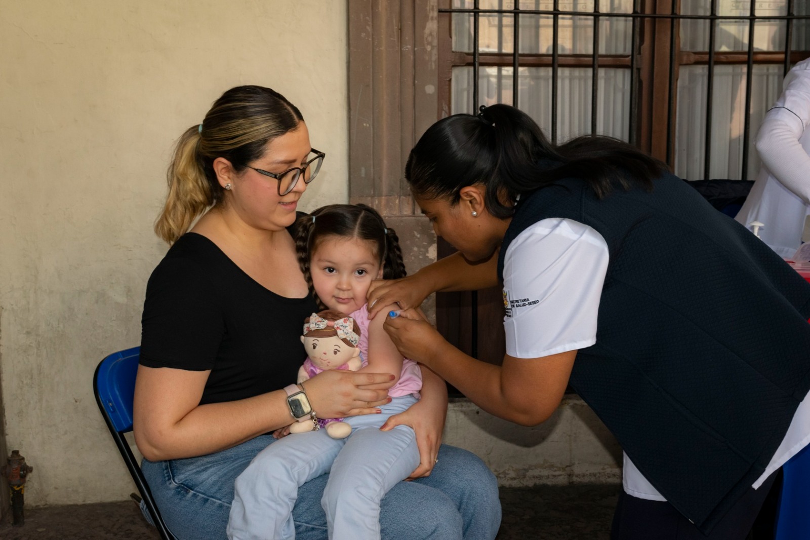 En este momento estás viendo Comienza Querétaro aplicación de 640 mil dosis de vacuna contra la influenza