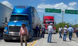 Bloqueo nacional de carreteras este lunes