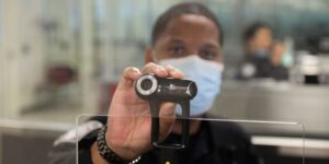 Fotos y datos biométricos para ingresar a E.U.