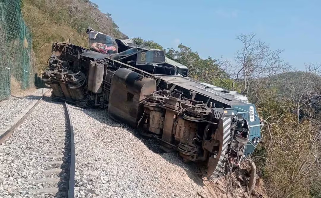 En este momento estás viendo Descarrila el Tren Interoceánico y deja 13 personas muertas