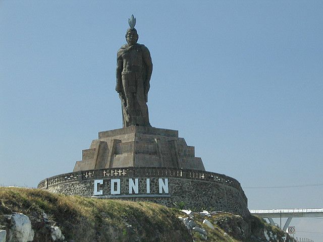 En este momento estás viendo Víctor Gutiérrez escultor del monumento en honor a Conín