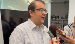 Llama Memo Vega “chaqueteros” a panistas que amagan con abandonar el partido