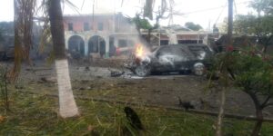 Explota carro bomba en Coahuayana, Michoacán; hay cinco muertos