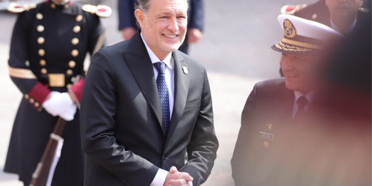 México no acepta dictados extranjeros: Mauricio Kuri