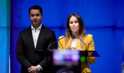 Se registran 7 reportes diarios de maltrato animal en Querétaro; presentan ferias itinerantes de bienestar animal