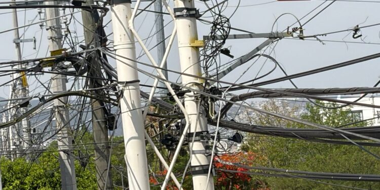Señalan riesgo de apagones por falta de infraestructura eléctrica en Querétaro