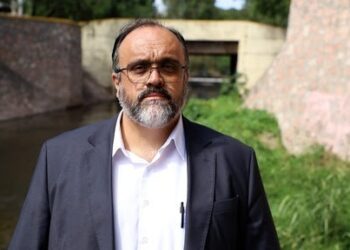 UAQ intentaría replicar sistema utilizado en el Río Querétaro para sanear el bordo del Parque Querétaro 2000