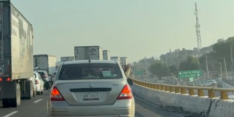Acusa Gobierno estatal intereses políticos detrás de bloqueo en la carretera 57 por conflicto de agua