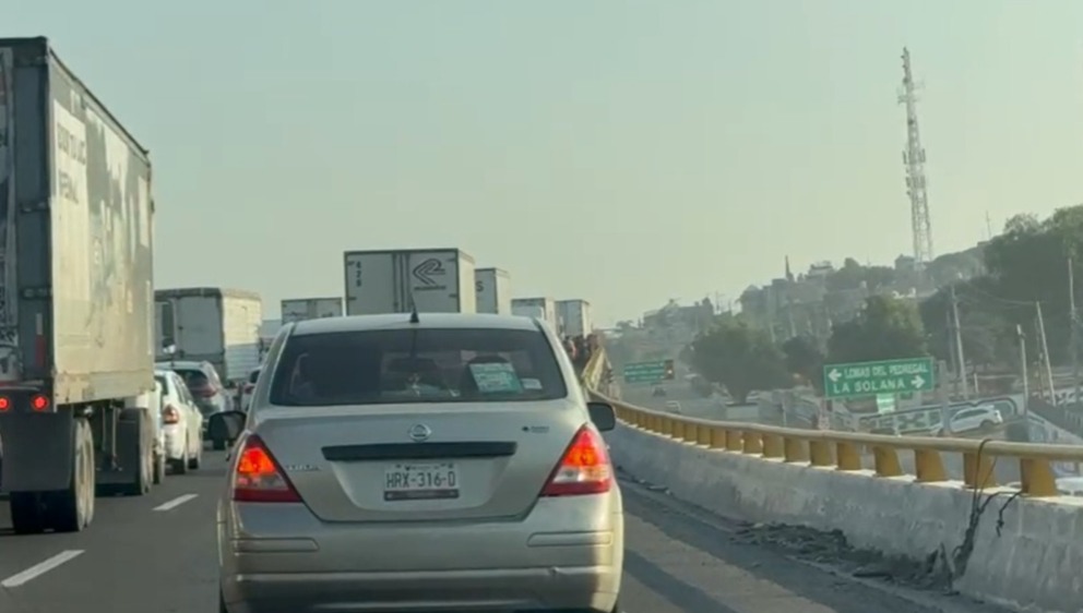 En este momento estás viendo Acusa Gobierno estatal intereses políticos detrás de bloqueo en la carretera 57 por conflicto de agua