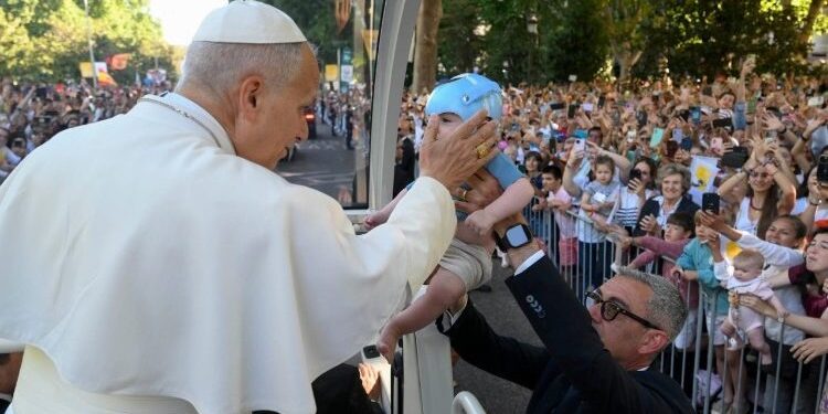 El papa León se reunirá con víctimas de abuso del clero