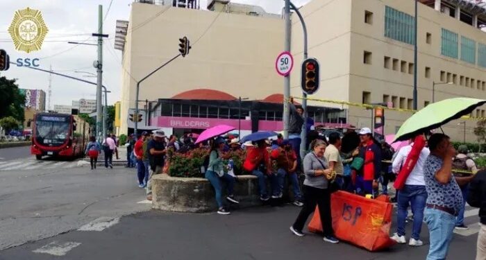 La SEP destaca mejoras laborales para maestros; la CNTE no se retira
