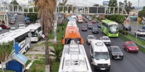 Transportistas realizan paro en Querétaro; se prevé un carrusel de vehículos a las 11 de la mañana