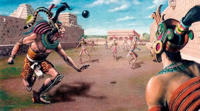 Antiguos mexicanos vitoreados en competencias con cantos sagrados y ritmos de percusión