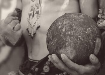 Del caucho para elaborar la pelota maciza del juego mesoamericano al Trionda del Mundial 2026
