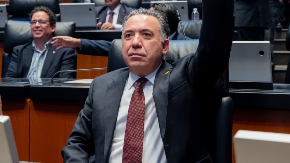 En este momento estás viendo El senador Enrique Inzunza renuncia a Morena
