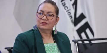Arranca el proceso electoral con renuncia