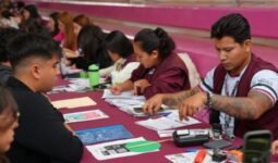 Restricción de uso de celulares en las escuelas