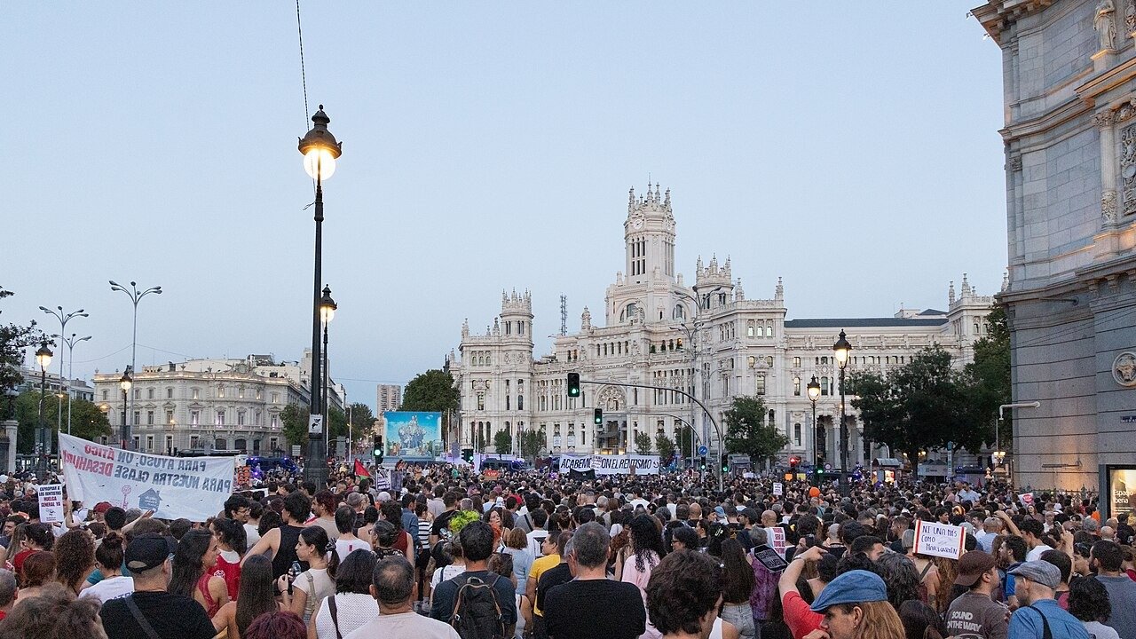 En este momento estás viendo En Europa protestan miles de inconformes