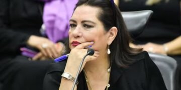Chofer con poder para pleitos y cobranzas
