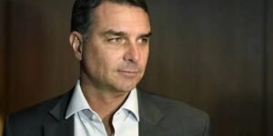 Flavio Bolsonaro llegó ‘sano y salvo’ a Estados Unidos